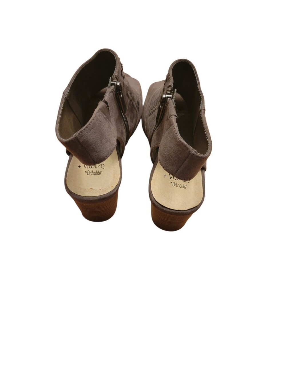 Sonoma Heels - Picture 5 of 6